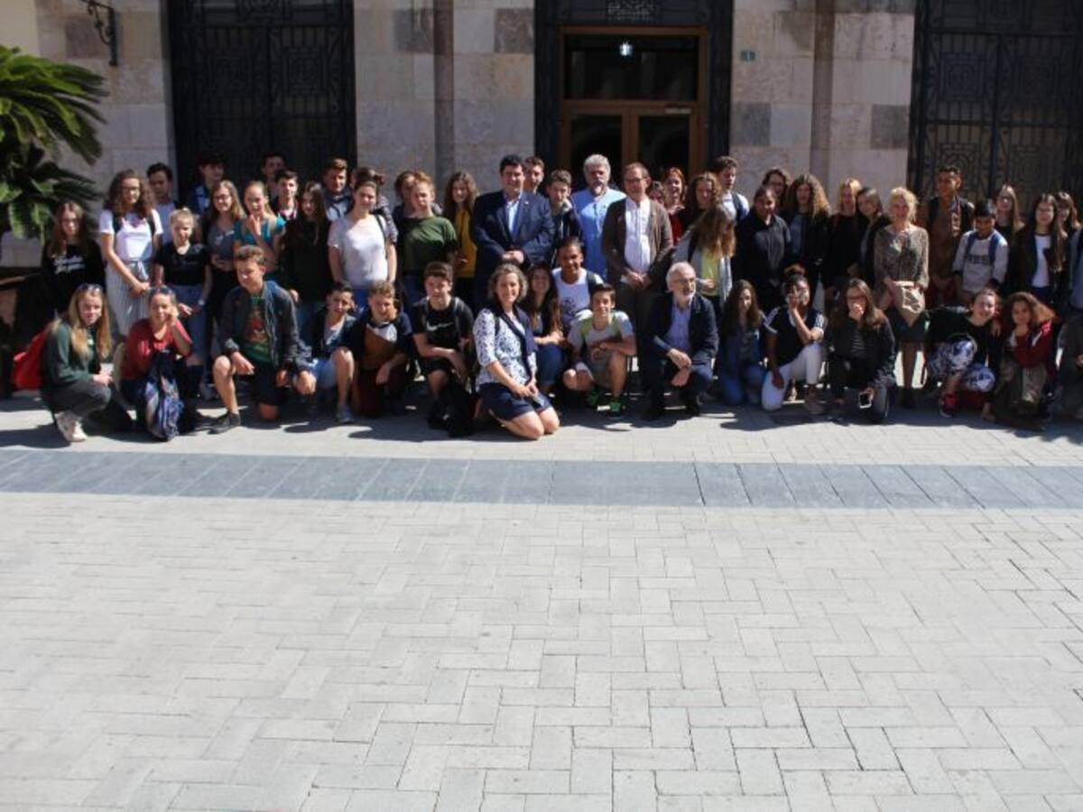 Una delegación de Nules celebra en Nyons el XX aniversario del hermanamiento