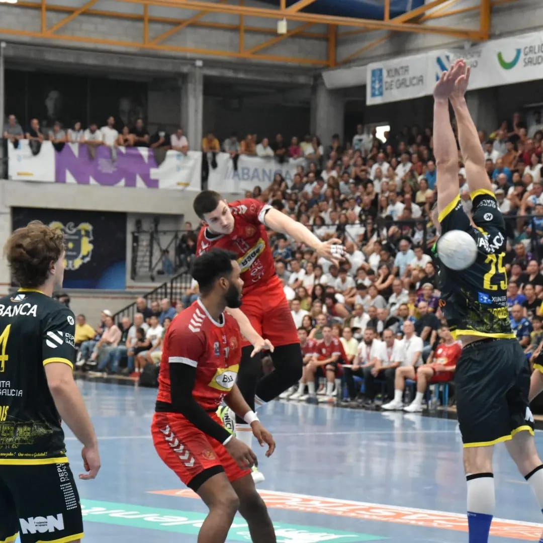 Bada Huesca empató en la pista de Cangas