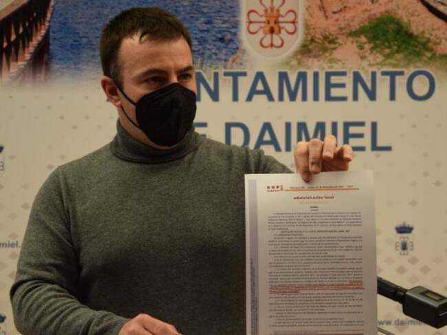 Javier Fisac, concejal de Medio Ambiente del Ayuntamiento de Daimiel durante la presentación que ha realizado este martes