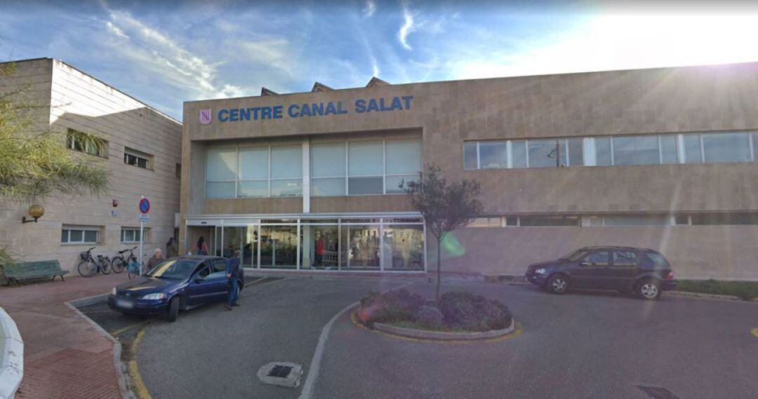 El centre de salut de Ciutadella és un dels espais que s'estudien com a punts de vacunació massiva.