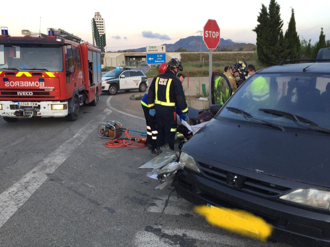 Cinco heridos en un accidente de tráfico en Abarán