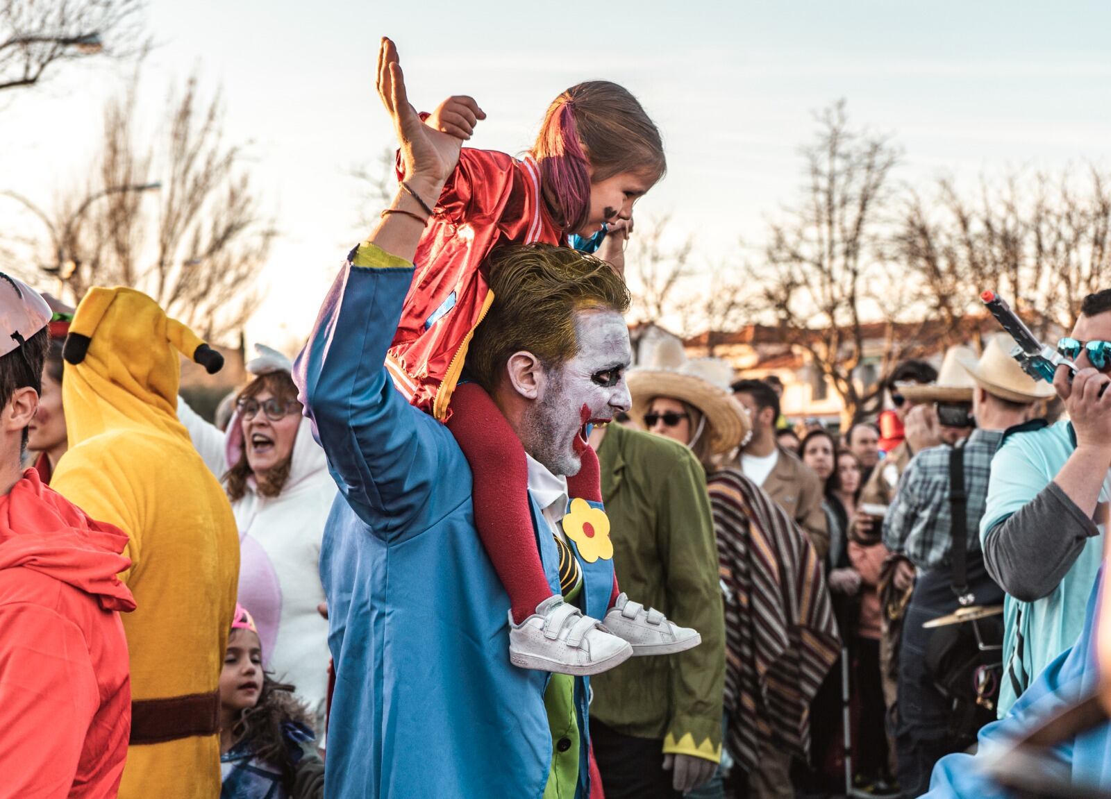 La celebración arrancará con un desfile desde Avenida de los Remedios y llevará a diferentes destinos en función de las familias y el público adulto
