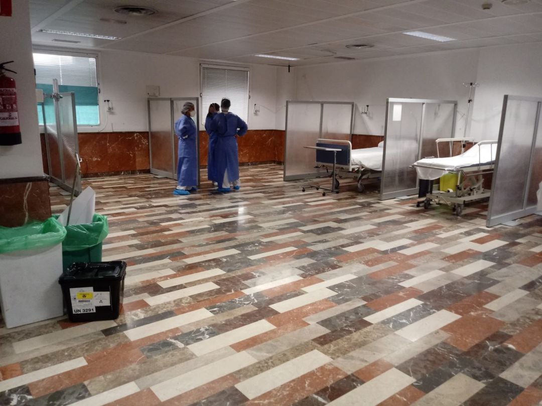 Mamparas del Ayuntamiento de Alcorcón trasladadas al Hospital de la ciudad