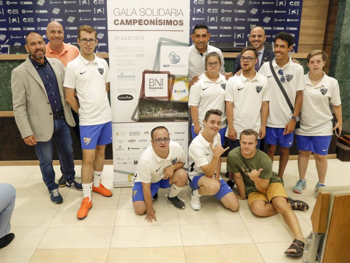 La gala solidaria campeonísimos a beneficio del Málaga Genuine