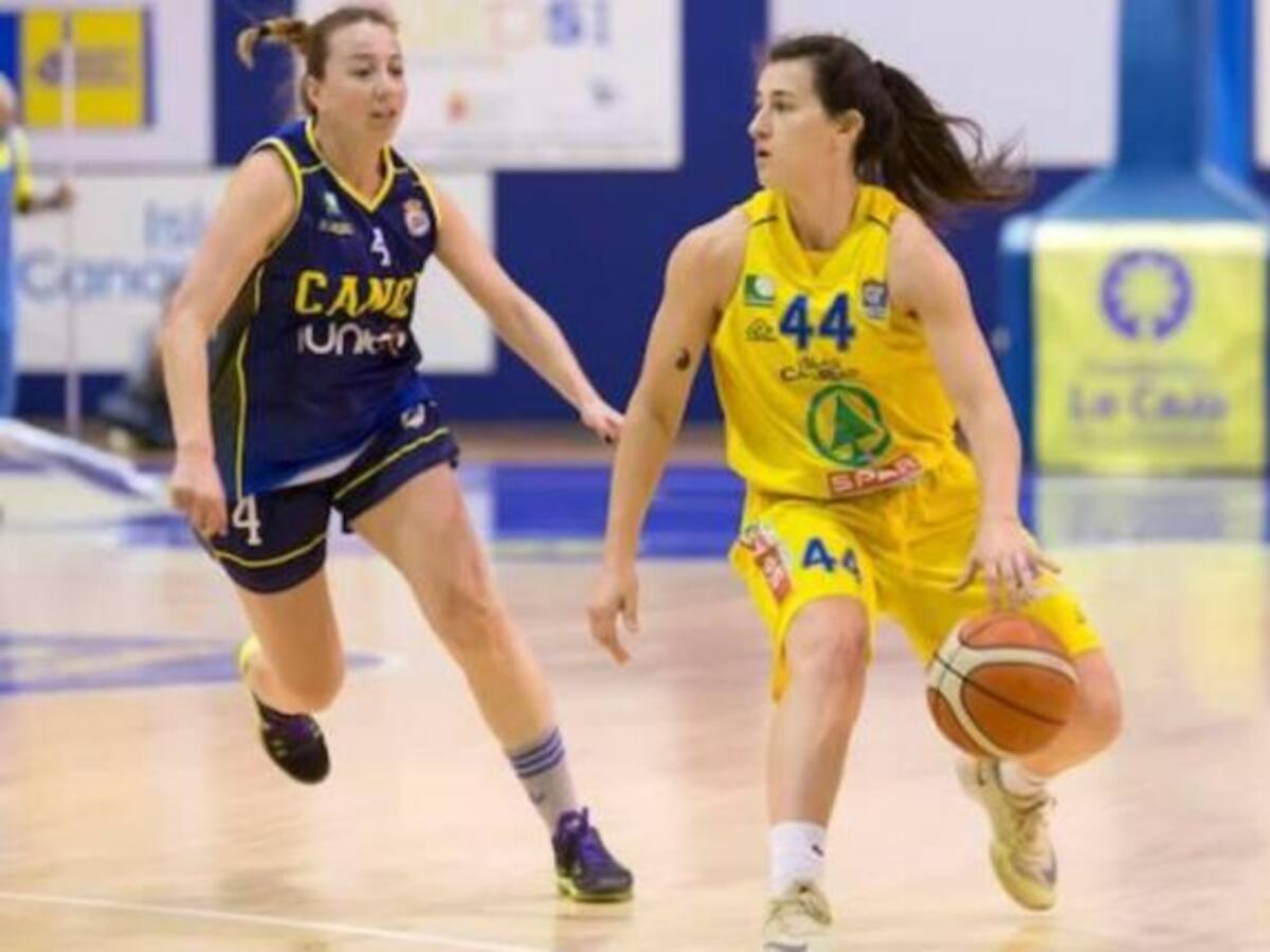 El Recoletas Zamora firma a Sara Castro