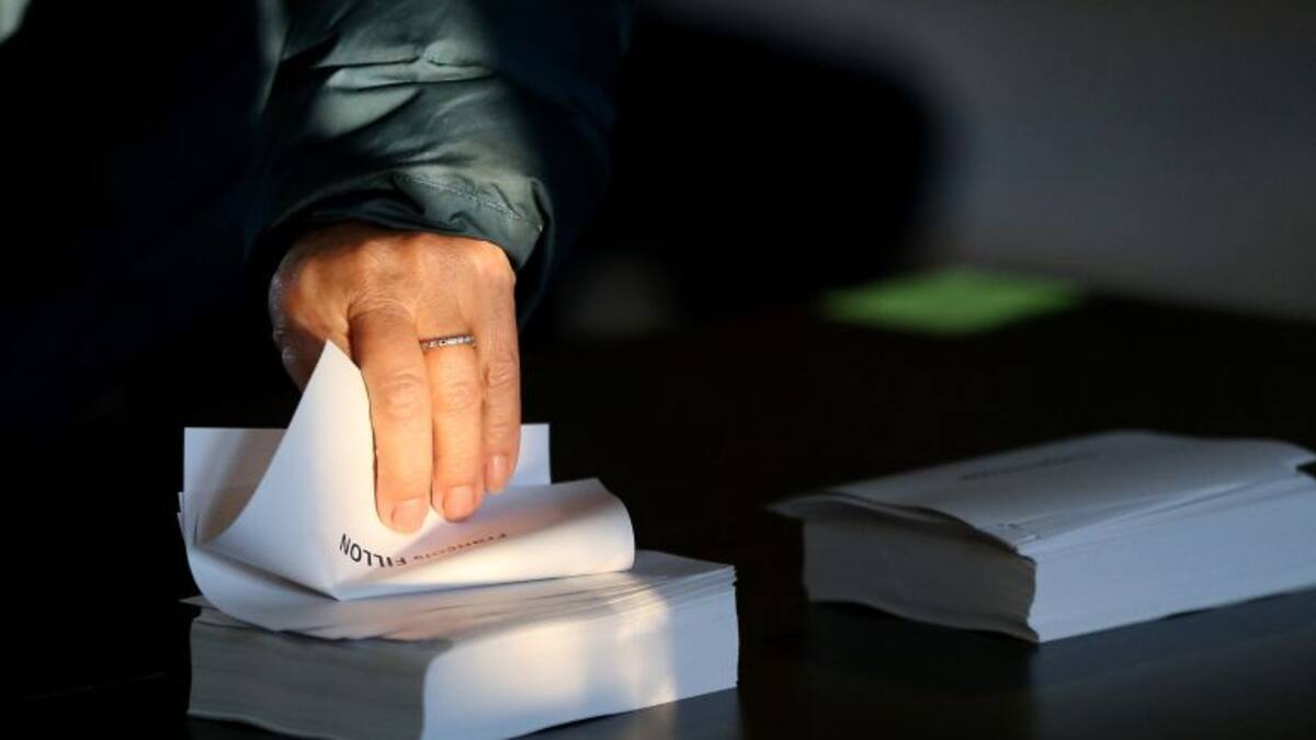 El Faron de Patiño/El ombligo francés