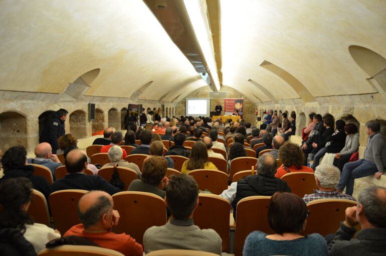 Una de las conferencias celebradas durante la Feria.