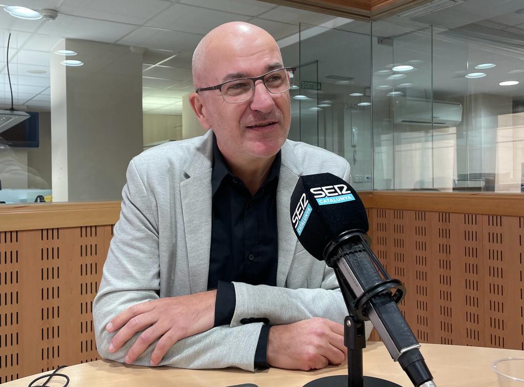 Quim Salvi, rector de la UdG als estudis de Ràdio Girona