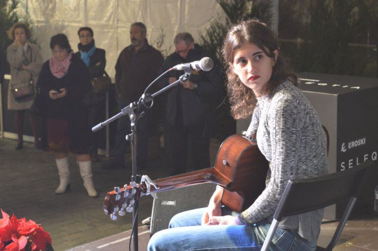 Izaro canta en &#039;Bilbao Degusta&#039;