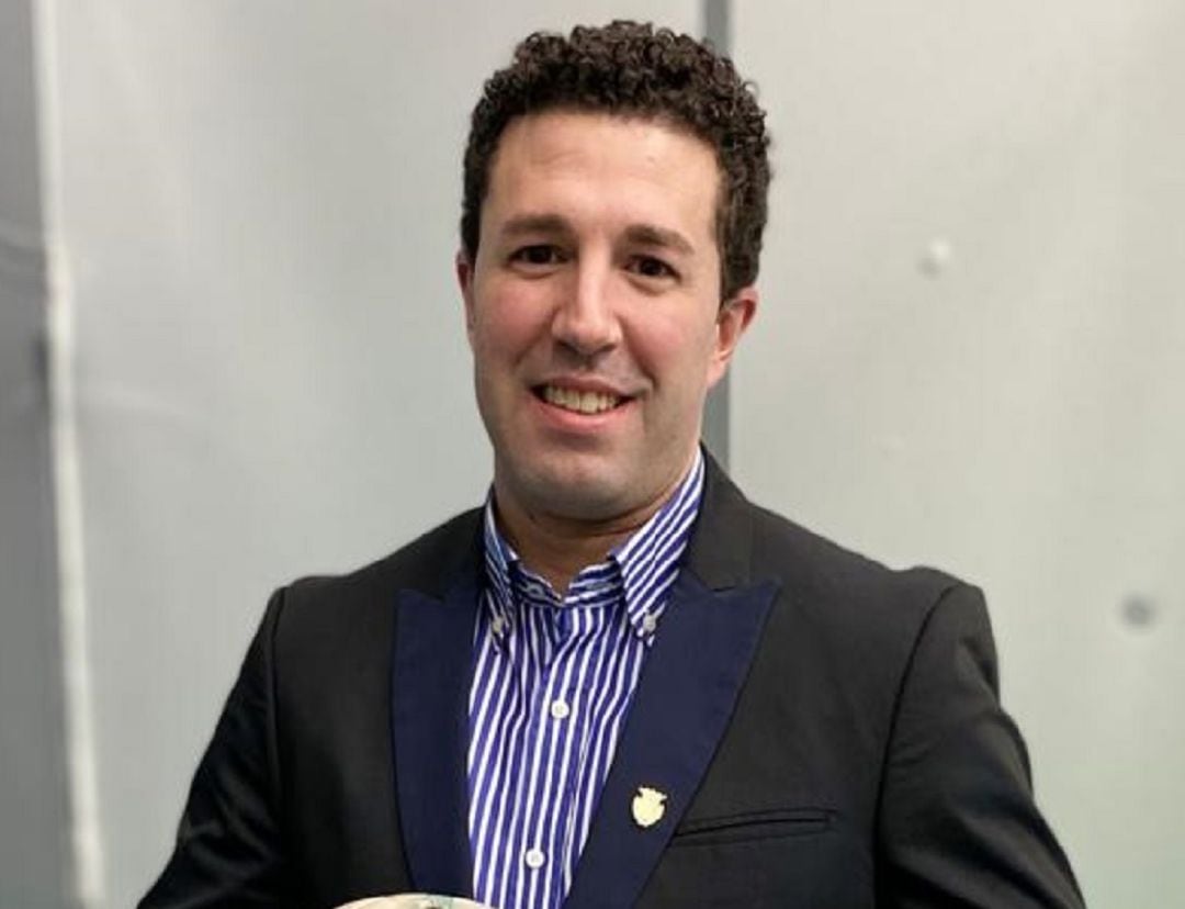 El ex jugador de la Arandina, Roberto Landáburu, es miembro de la candidatura ADN Blanquiazul en este año electoral.