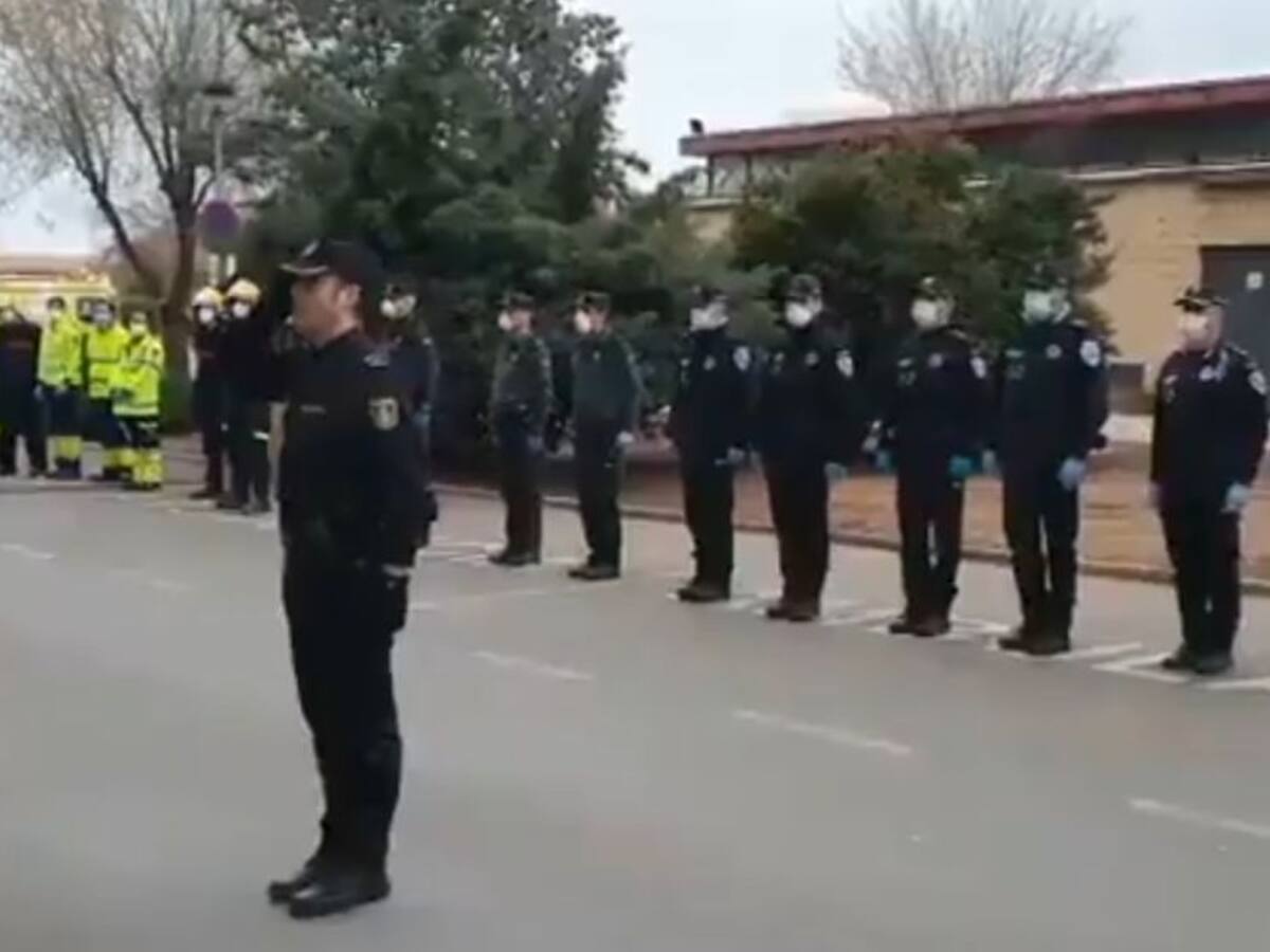 El emotivo homenaje a la auxiliar de enfermería fallecida en Puertollano por covid-19