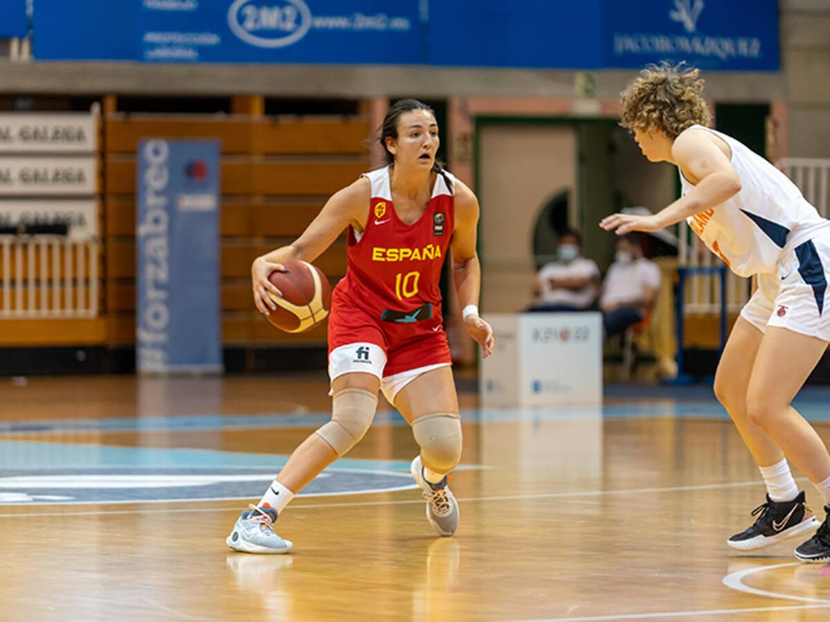 Lacorzana también se va