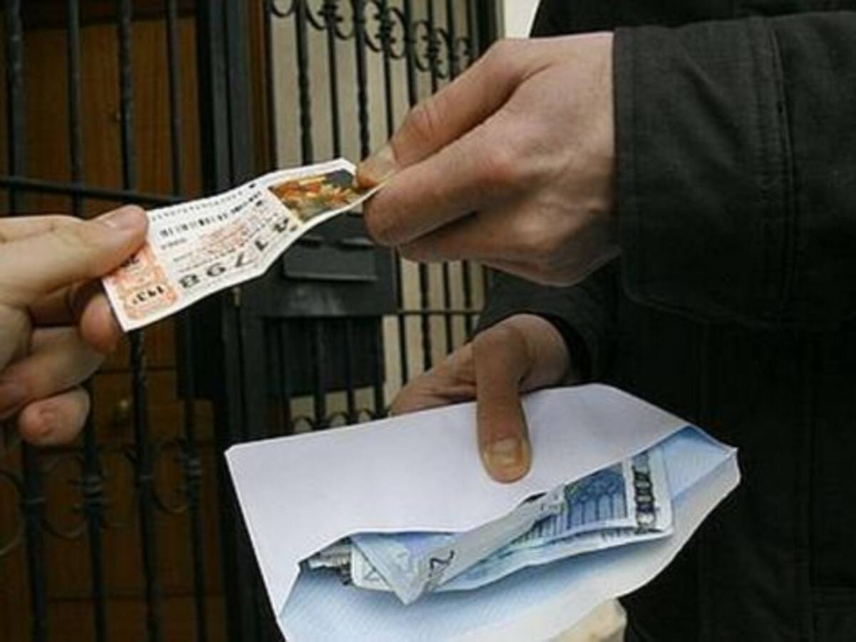 Aumentan los timos del tocomocho y la estampita