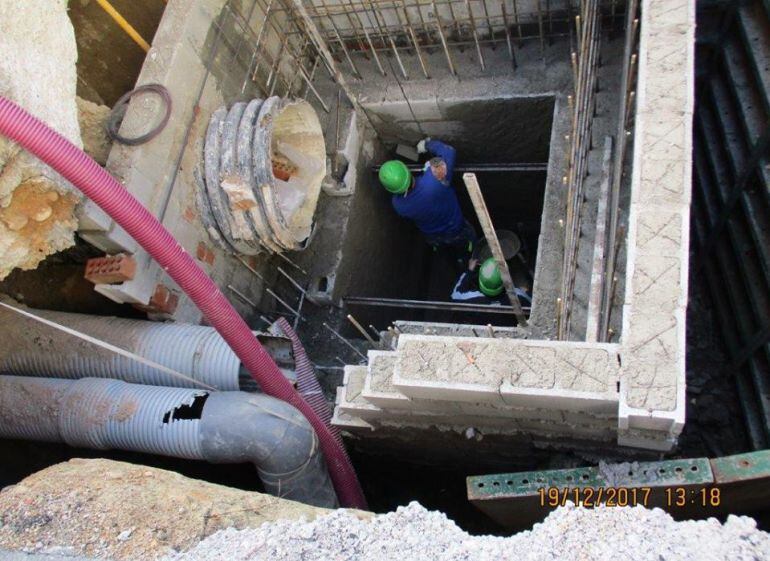 El colector general de Cazorla en la calle Cruz de Orea se ha convertido en una de las grandes obras realizadas en el último año