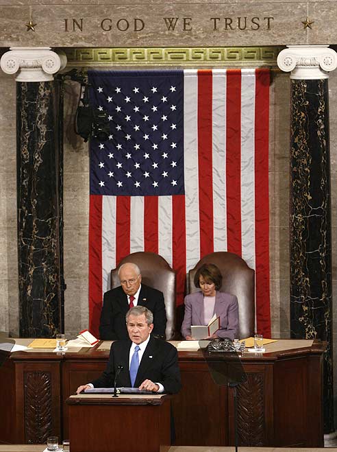 Bush durante su discurso.