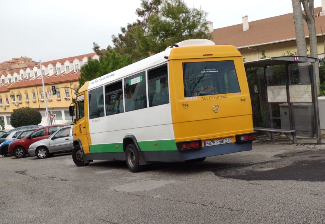 Los trabajadores de Autobuses Castillo en Jaén ya han recibido el ingreso en sus cuentas de la mitad que faltaba en la extra de Navidad