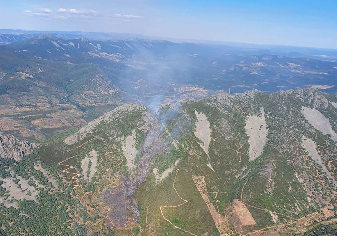 Imagen aérea el incendio de Navezuelas