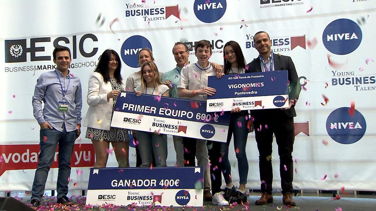 Alumnos del IES San Tomé de Freixeiro de Vigo, elegidos Mejores Empresarios Virtuales de España en el  Young Business Talents la pasada edición.