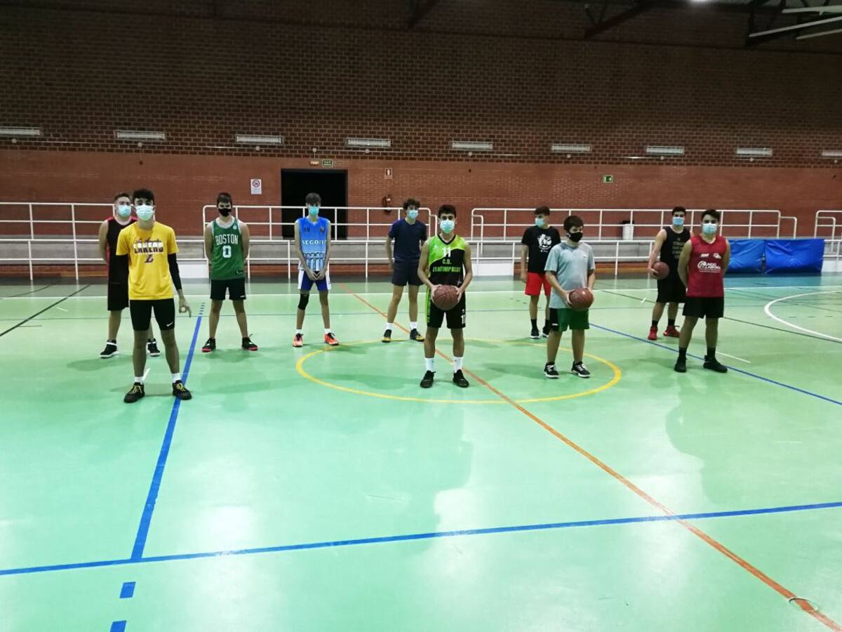 El CD Base renuncia a competir en Primera Nacional