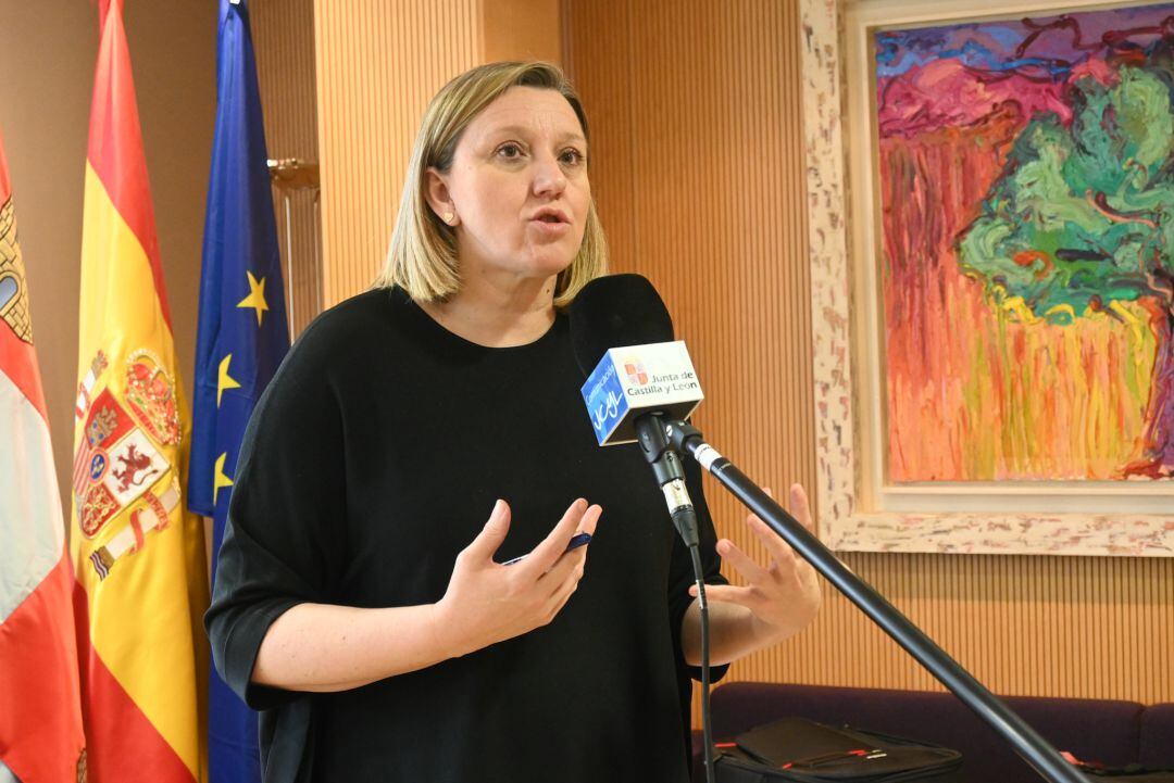 La consejera de Familia e Igualdad de Oportunidades, Isabel Blanco