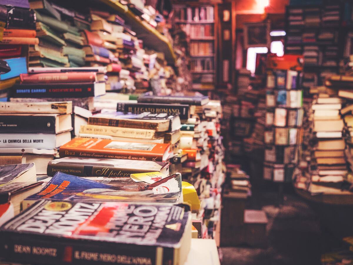 Arranca la actividad 'Escritores en Jaén, escritores de Jaén' con Fernando Iwasaki y Carmen Camacho