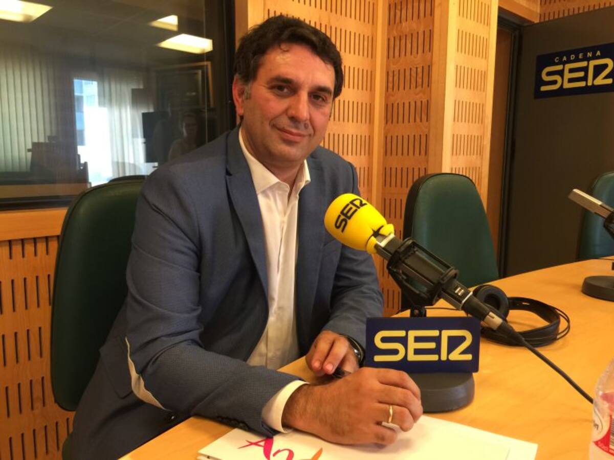 Javier Fernández: “El objetivo es captar y fidelizar al turista internacional”