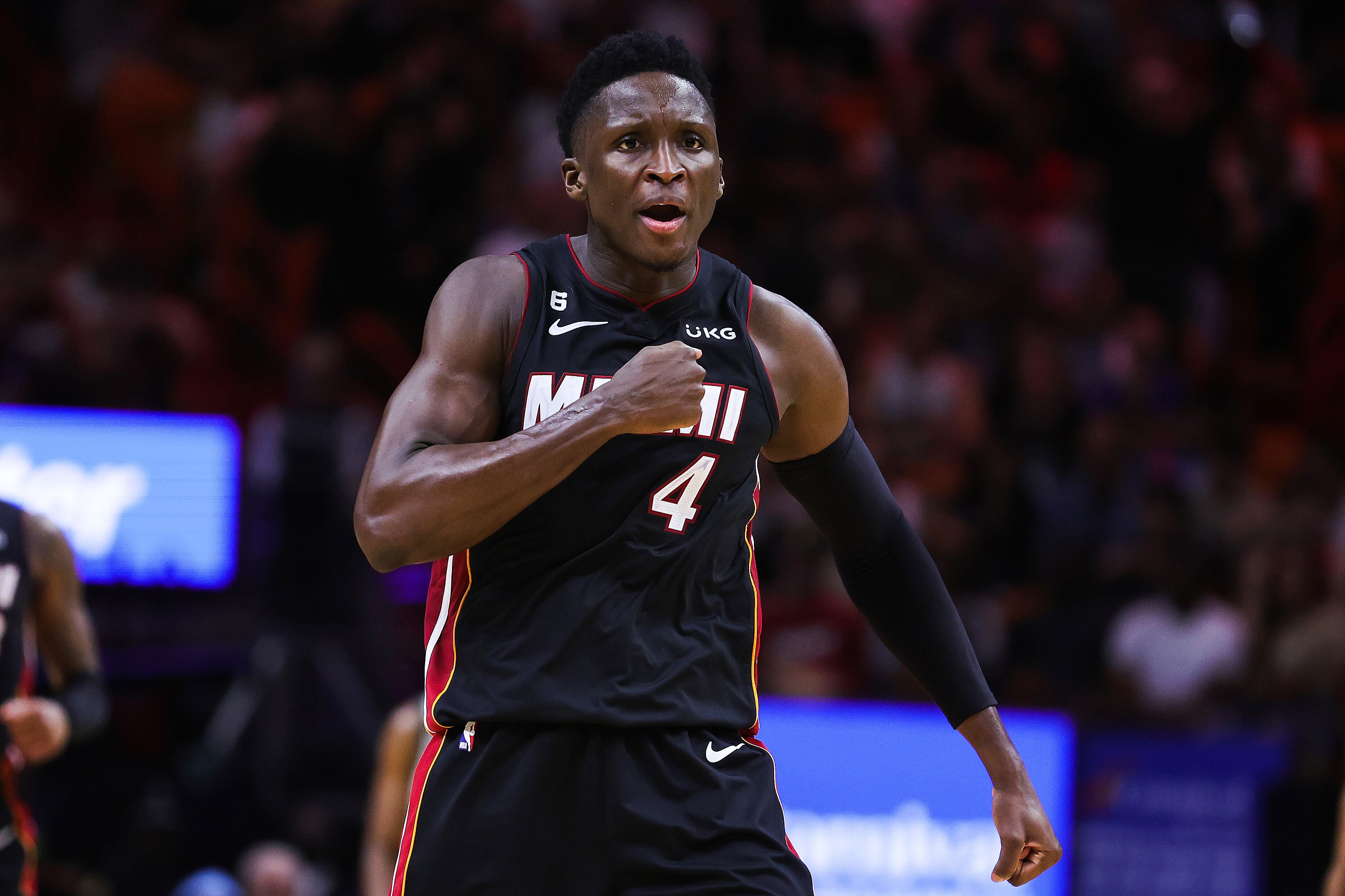 Victor Oladipo celebra una acción de los Miami Heat