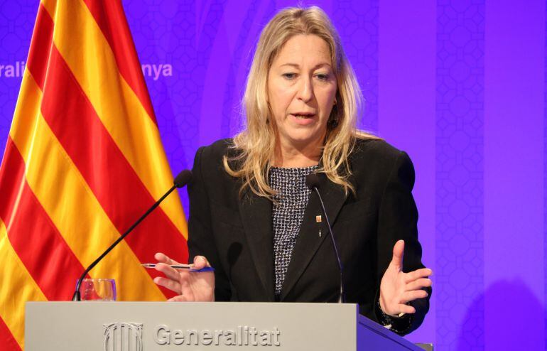 La consellera de la Presidencia del Govern, Neus Munté, en una rueda de prensa