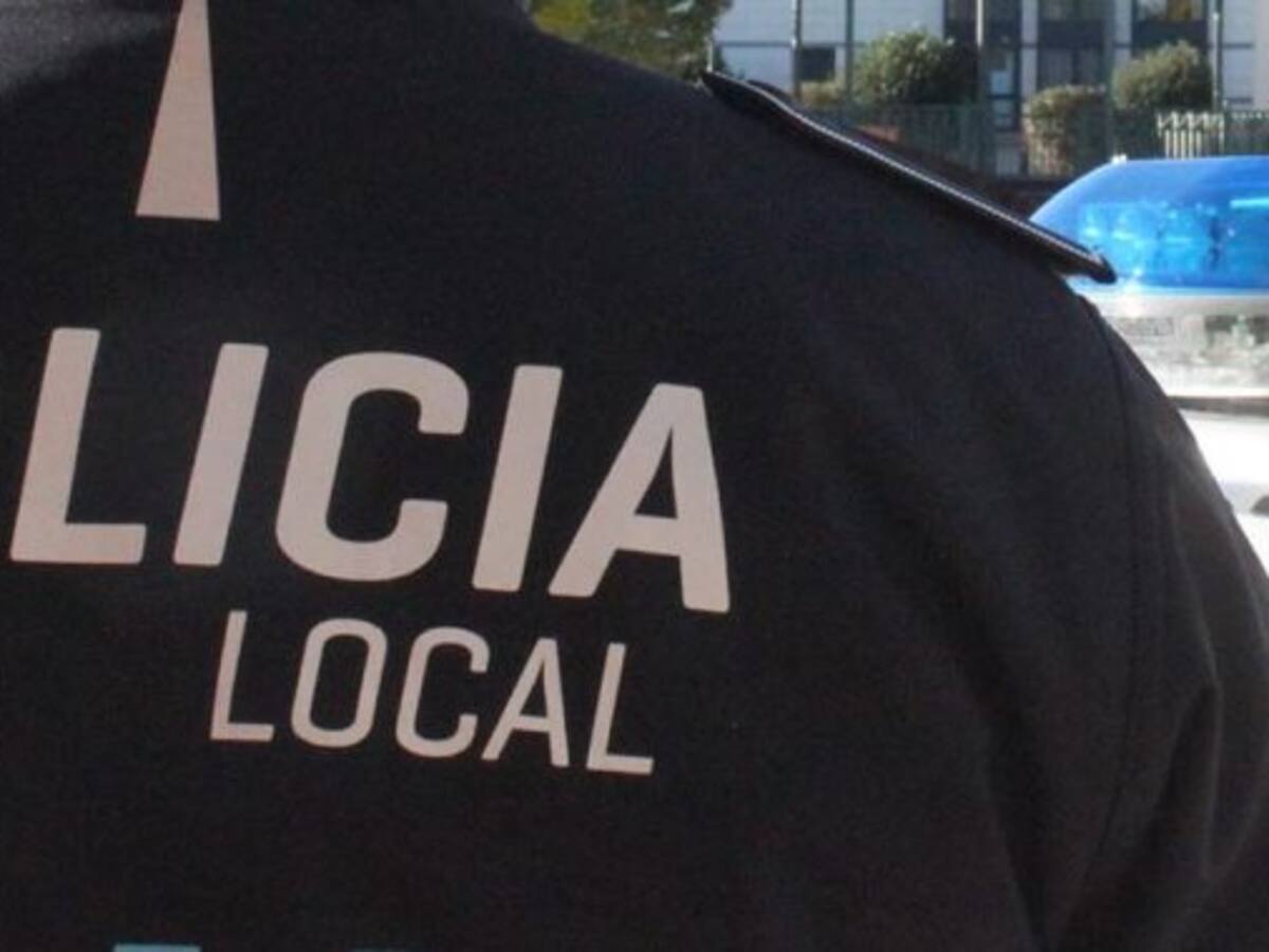 3 nuevos agentes de policía local se han incorporado hoy, aumentado la plantilla en Caudete a 15 efectivos