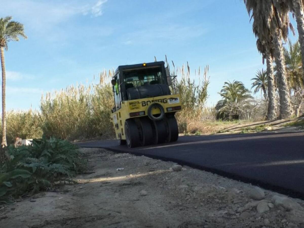 Invierten 50.000 en el asfaltado del Camino de Los Torres