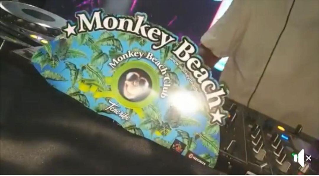 Imagen tomada durante la prueba de sonido de la fiesta