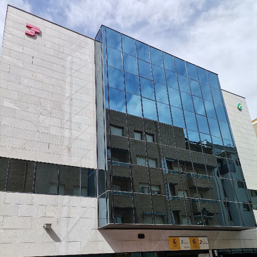 Edificio de la UNED en Fraga