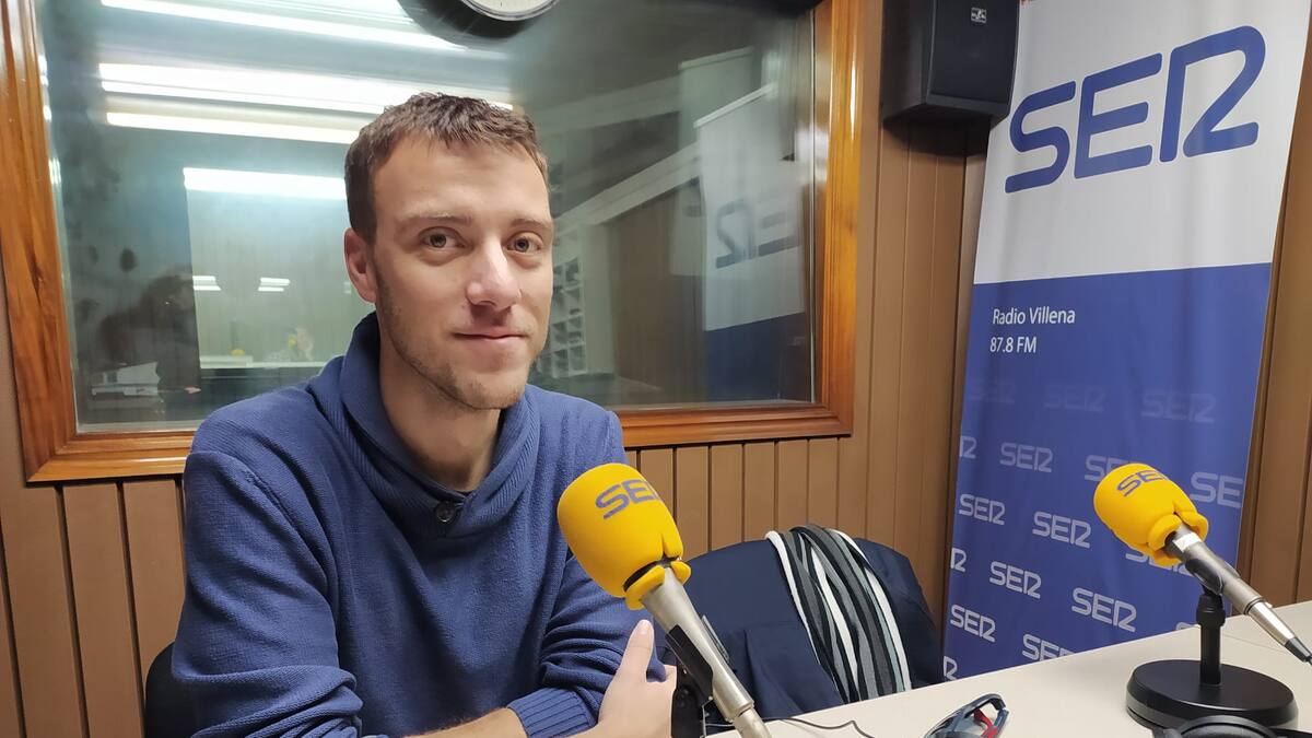 Juan Antonio Gallardo, director de la banda de Campo de Mirra, en Radio Villena SER