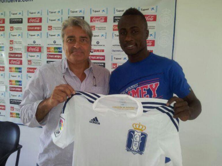 Nana en su presentación con el Recre