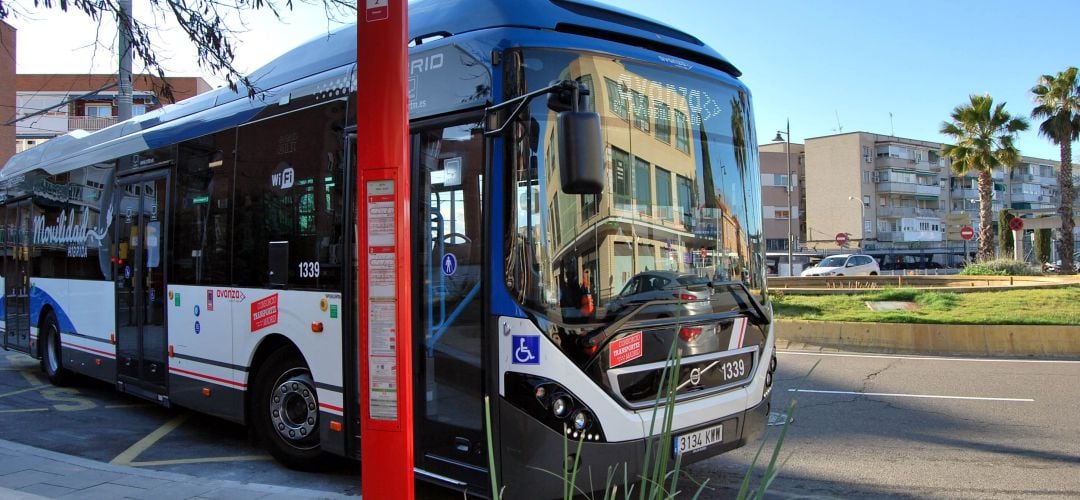 La nueva parada se ubica en la rotonda del Bulevar Sur