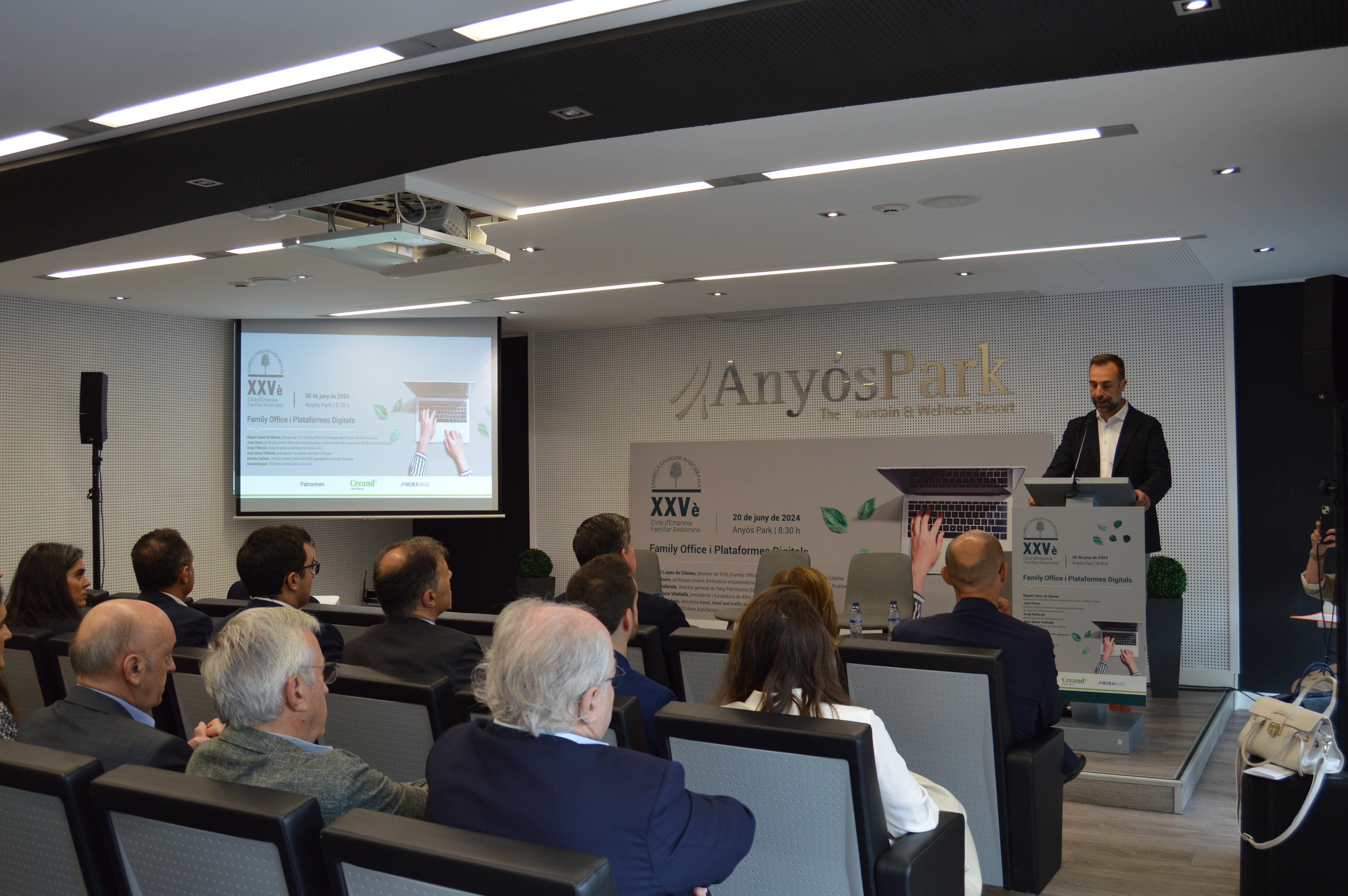 El president de l'Empresa Familiar Andorrana (EFA) Daniel Armengol, durant la inauguració del 25è Cicle d'Empresa Familiar Andorrana.