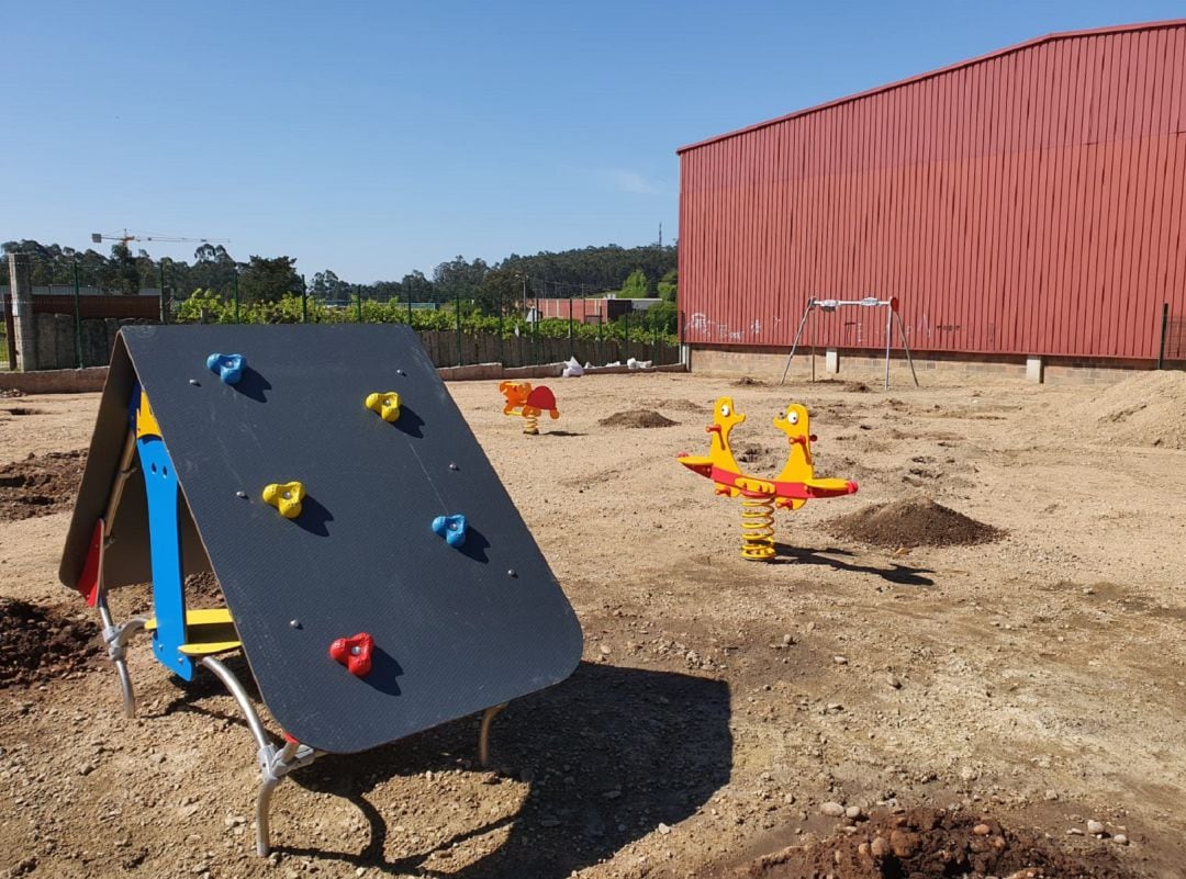 Renovación en curso del parque de A Gándara en Guillarei (Tui).