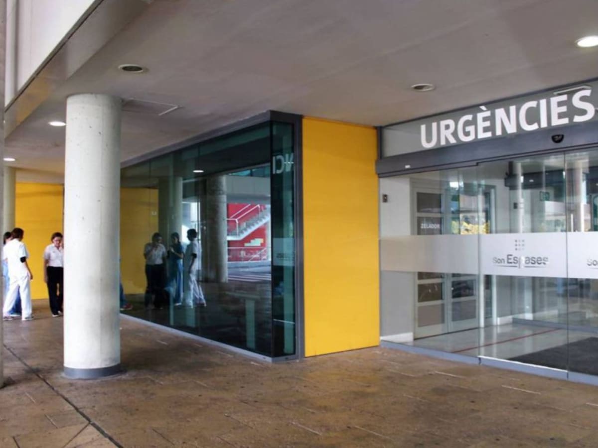 Herida muy grave una mujer al precipitarse desde un cuarto piso en Palma