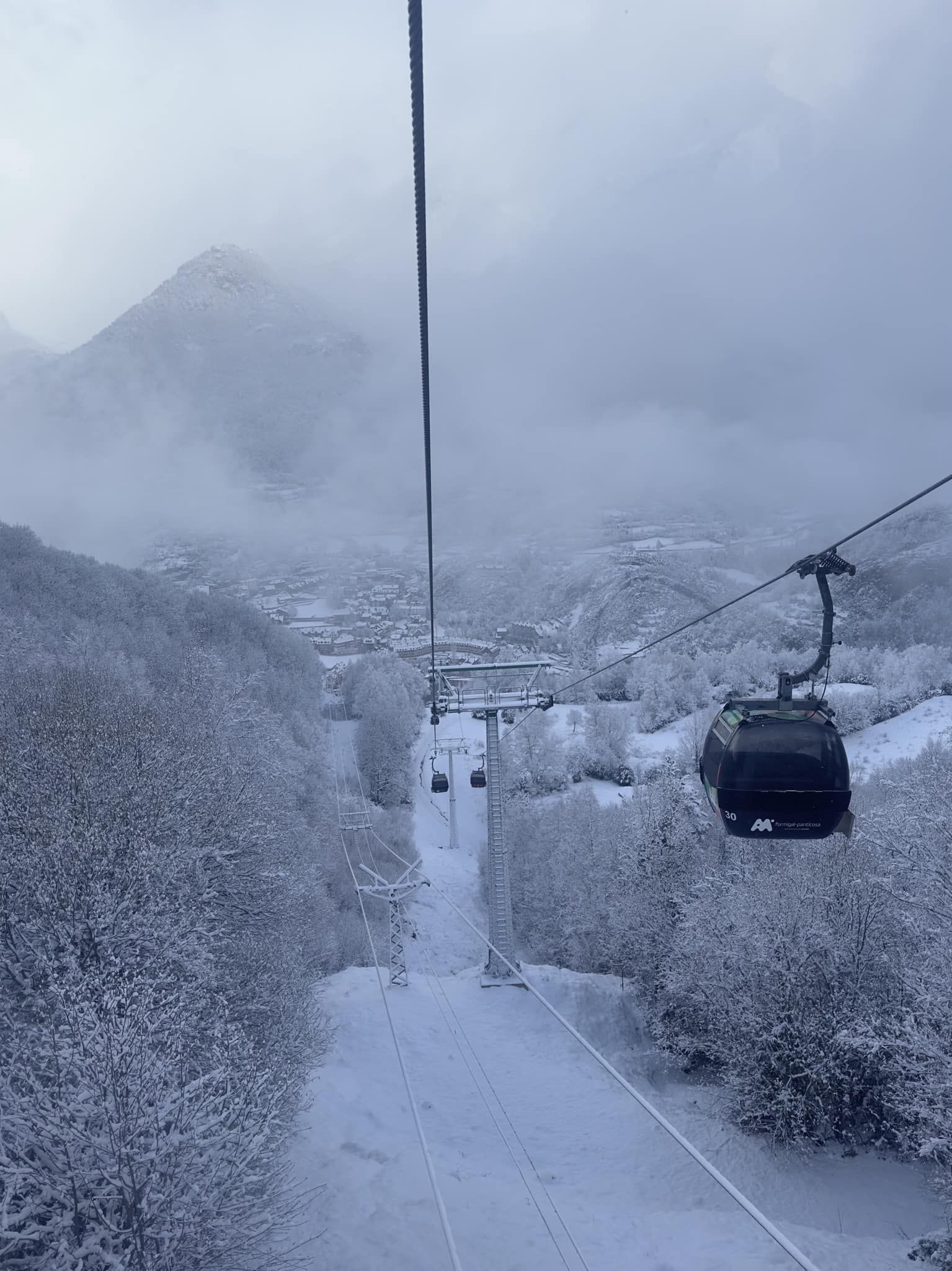 La nieve deja estos paisajes en Panticosa