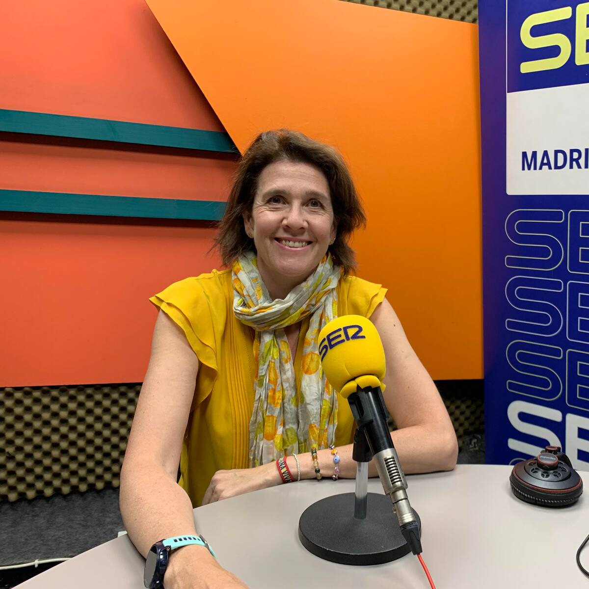 28M: La candidata de VOX en Colmenar Viejo propone medidas de apoyo al sector ganadero como hacer un descaste en la dehesa