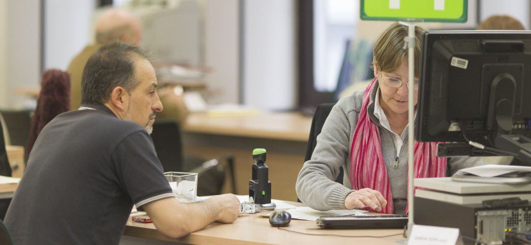 El paro en la Comunidad de Madrid cae un 1,9% en abril y sitúa la cifra global de desempleados en 341.125