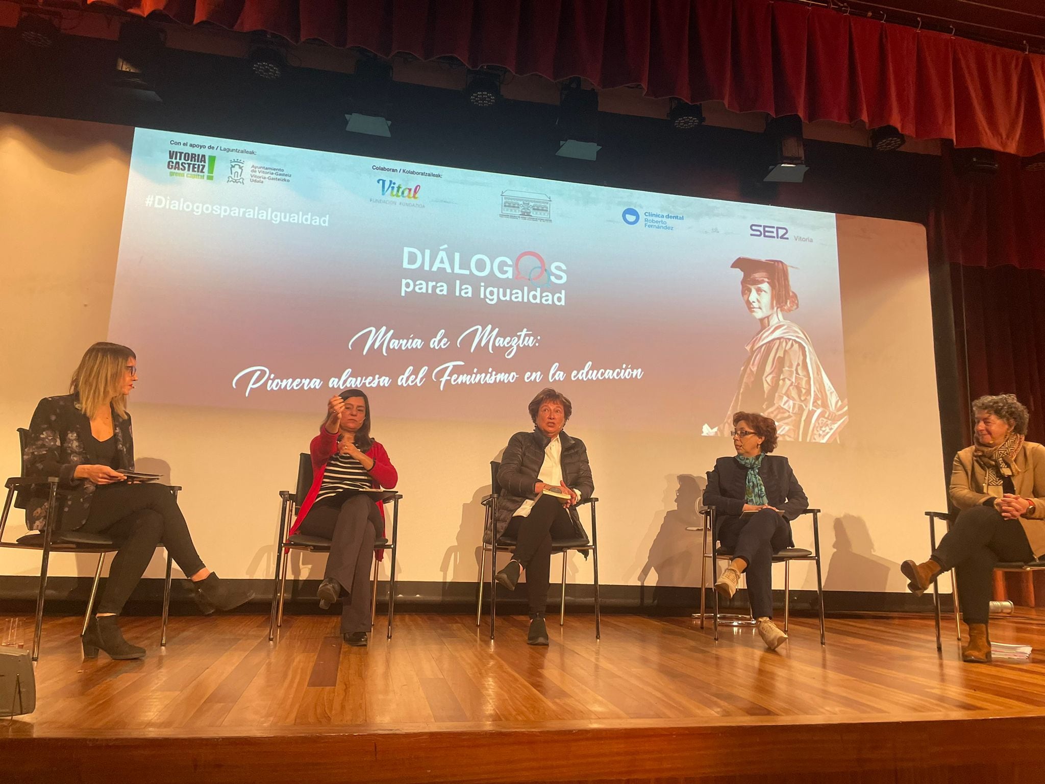 Mesa redonda de &#039;Diálogos de igualdad. María de Maeztu&#039;