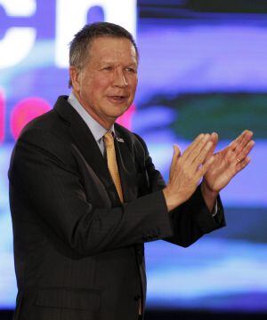 John Kasich celebra su victoria en las primarias republicanas de Ohio