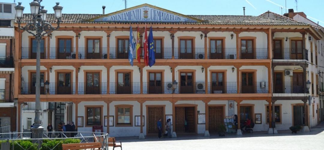 Exteriores del Ayuntamiento de Ciempozuelos