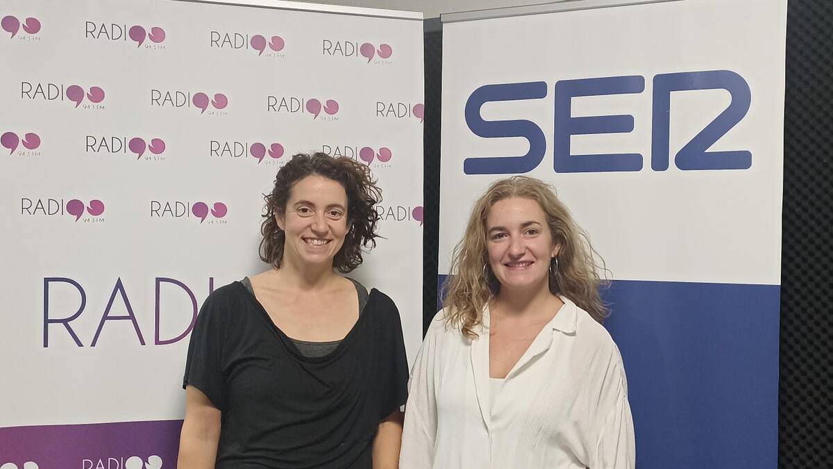 Rocío García y Sandra García presentan el nuevo acuerdo de colaboración entre el AMPA del colegio y del instituto de Motilla del Palancar