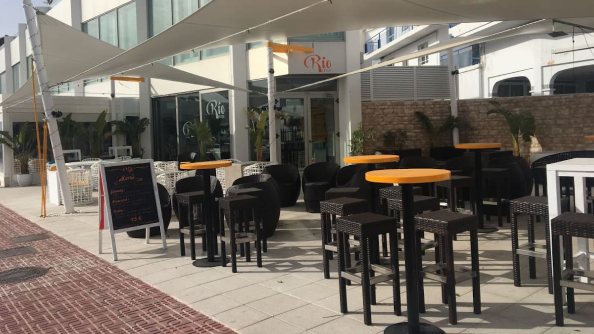 Los hosteleros de Ibiza se muestran "optimistas y escépticos" con las ayudas anunciadas por Pedro Sánchez