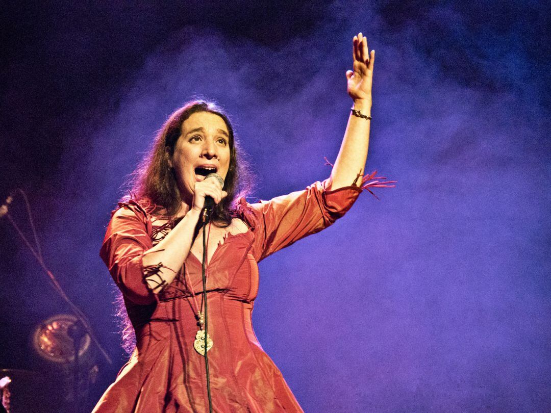 La cantant portugesa Dulce Pontes inaugurarà la Temporada a l'Auditori Nacional el 10 de gener amb un concert que commemora els seus 30 anys de carrera musical.
