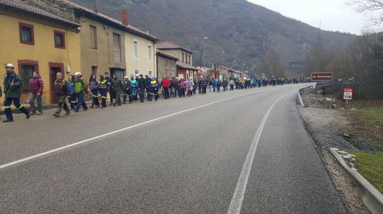 La marcha minera se dirige a Santa Lucía de Gordón