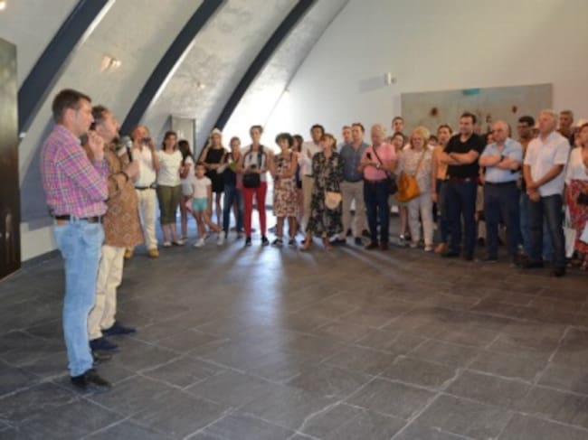 Inauguración de la exposición de José de León en El Cazario