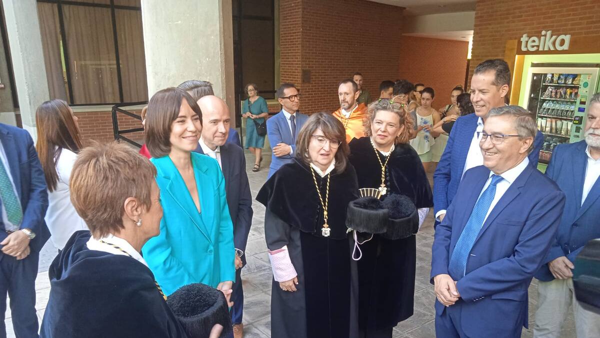 Diana Morant, ministra de Ciencia, Innovación y Universidades, en Hoy por Hoy Alicante, valora la sentencia del TSJCV sobre el Grado de Medicina en la UA